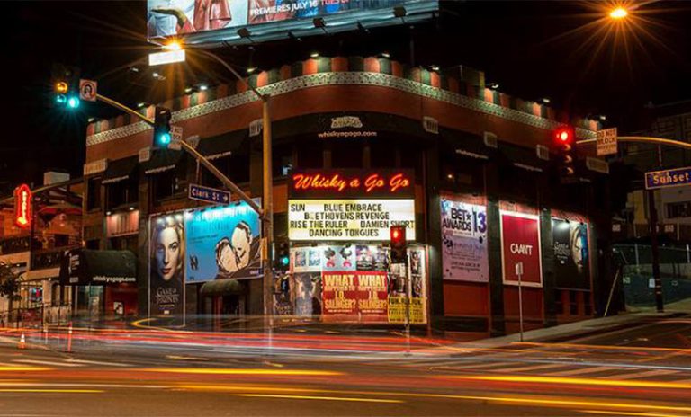 Se viene la serie de la calle con más mística rockera del mundo