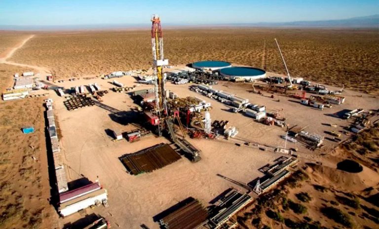 El CEO de YPF dijo que “el oleoducto Vaca Muerta va a terminar con el cuello de botella en el transporte de crudo»