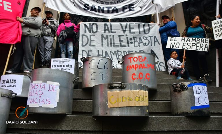 La Corriente Clasista y Combativa realizó una manifestación para exigir trabajo y alimentos para las ollas populares