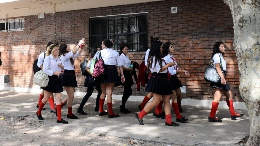 Vuelta a clases con aumento: cuánto saldrá la cuota en las escuelas privadas a partir de agosto