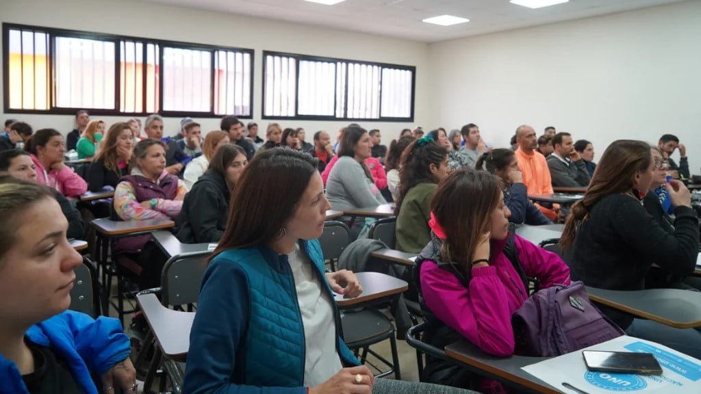 Se extendió la inscripción en la Universidad Nacional del Oeste: qué carreras se ofrecen y hasta cuándo hay tiempo para anotarse en Merlo