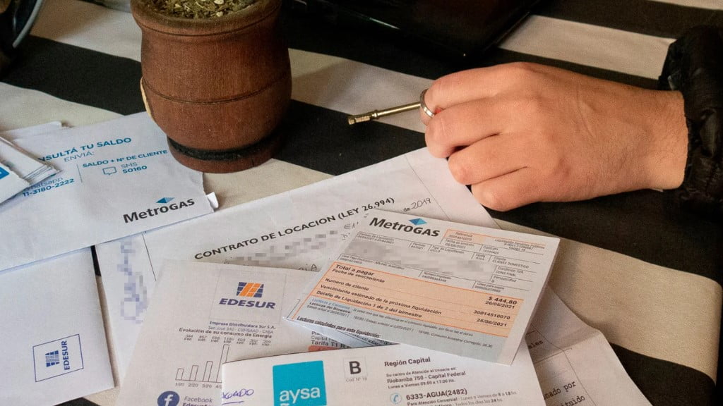 Tarifazo en las facturas de AySA: paso a paso, cómo mantener el subsidio y evitar aumentos que llegan hasta el 200%