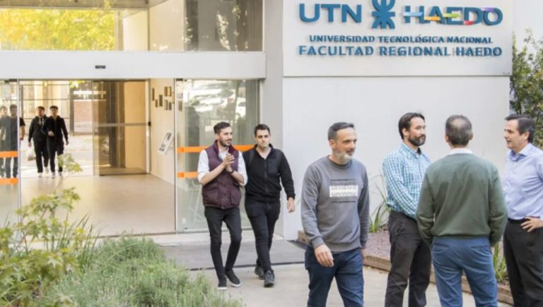 Abrió la inscripción para estudiar en la UTN de Haedo en 2025: qué carreras de tecnología ofrece la universidad