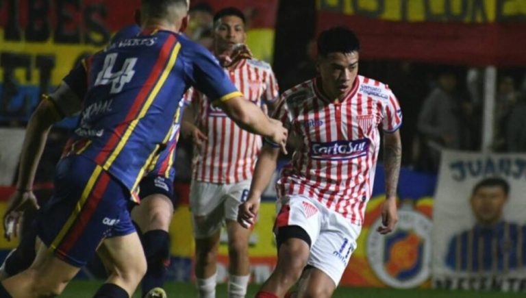 Dos ciudades del Conurbano detrás de la súper final de la Primera B: así llegan Los Andes y Colegiales en busca del ascenso