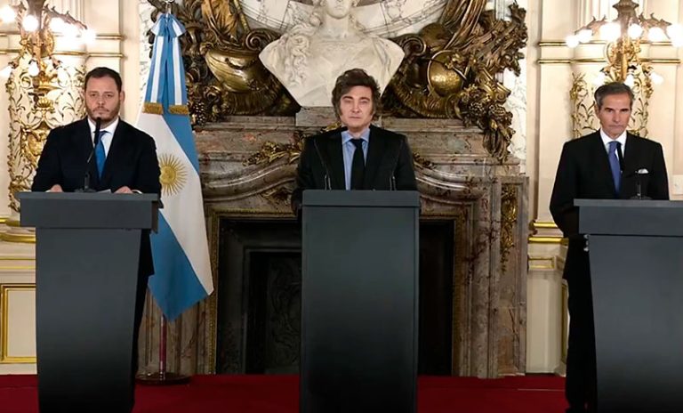 El Gobierno anunció el Plan Nuclear Argentino: reactor en Atucha y reservas de uranio, principales iniciativas