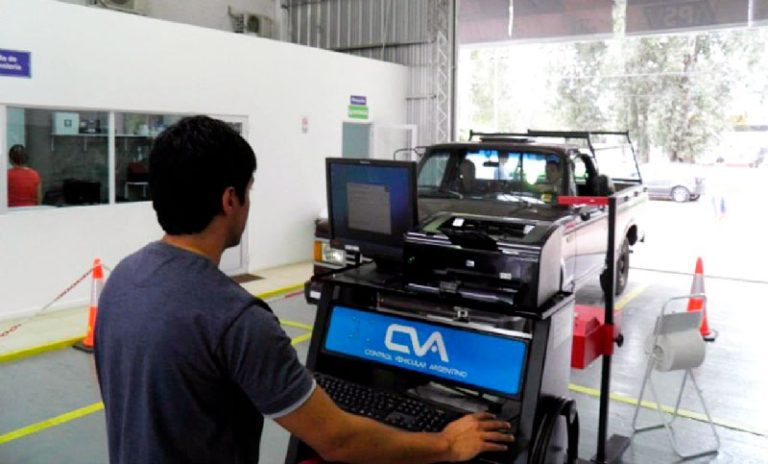 Llegaron las vacaciones: ¿qué documentación necesita un auto para poder salir a la ruta?