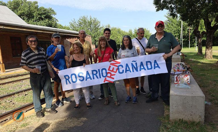 Usuarios y asociaciones ferroviarias reclamaron por la vuelta del servicio Rosario-Cañada de Gómez