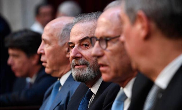 Luego de las críticas de Guillermo Francos, la Corte Suprema respondió con números