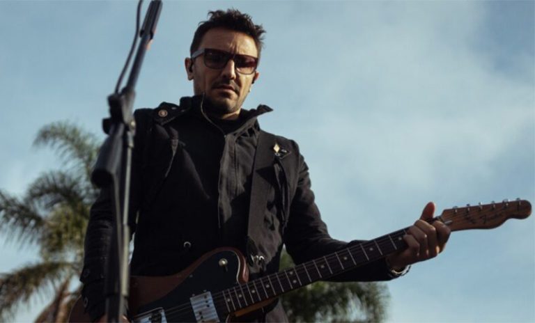 El cantante de No Te Va Gustar cruzó a Milei: “Una sociedad entera paga por los traumitas de una sola persona”