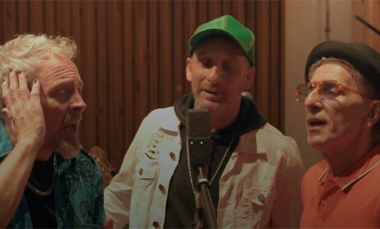 Nueva versión y videoclip de “Campanas en la Noche” por Los Tipitos y No Te Va Gustar