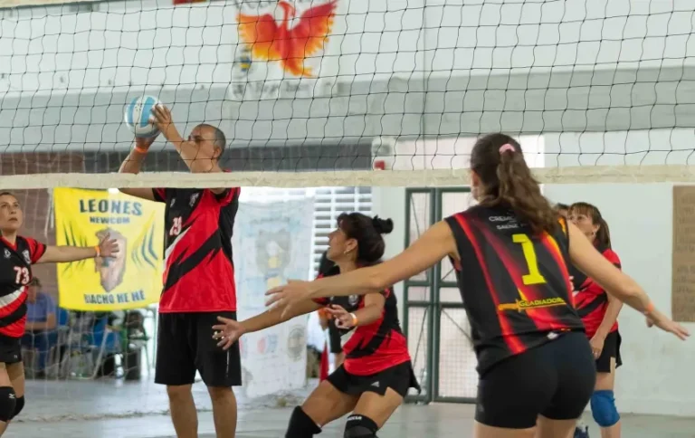🔴 SÁENZ PEÑA | Cerca de 10 equipos de newcom femenino participan del Torneo por el Día de la Mujer