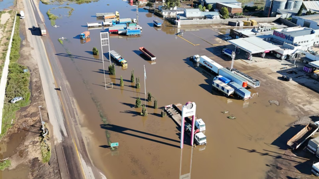 Todo el Conurbano se movilizó masivamante para acercar donaciones a los vecinos de Bahía Blanca tras el trágico temporal.