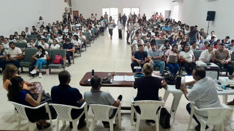 馃敶 PROVINCIALES | Educaci贸n: m谩s de 2000 cargos interinos y suplentes fueron designados para el ciclo lectivo 2025
