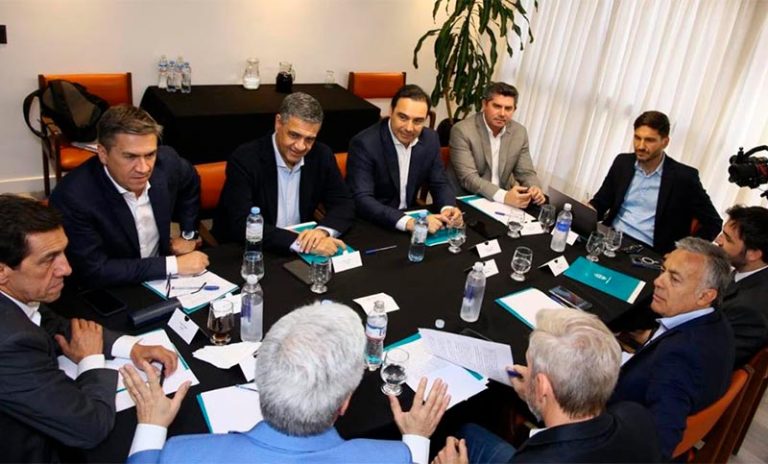 Gobernadores se reunirán en Entre Ríos por el alcance de las medidas de Nación y se profundiza la tensión