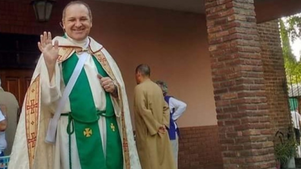 El cura Franco Lutens sirvió hasta el año pasado en la diócesis de Quilmes. Fue detenido ayer en Berazategui acusado de abuso sexual contra menores.