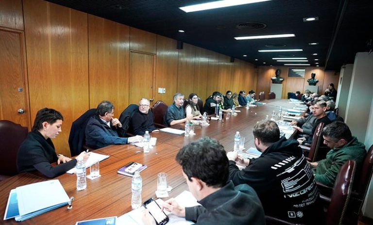 En un mensaje de unidad, el PJ se reunió para delimitar el armado electoral en provincia de Buenos Aires