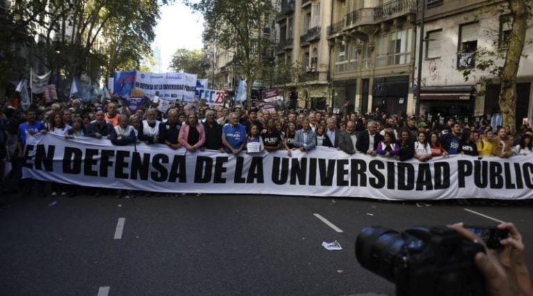 Docentes universitarios continúan con su plan de lucha y paran el 11 y 12 de junio