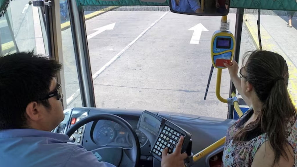 Aumenta el transporte en junio: cuánto costarán los boletos de colectivos, de trenes y de subtes