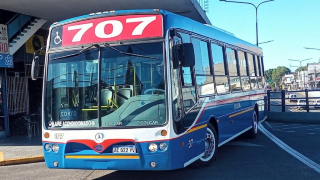 Desde junio dos recorridos de la ex línea 700 se unificarán en uno de la 707 para mejorar la conectividad en San Isidro.