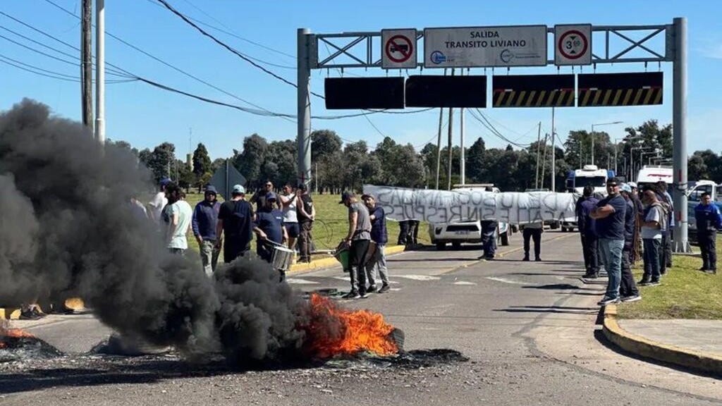 Pilar, municipalidad, obreros