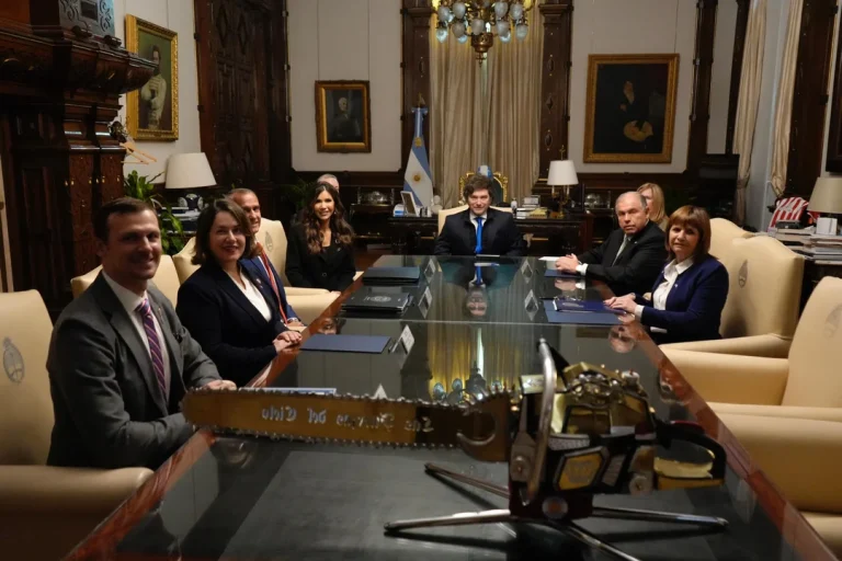 🔴 POLÍTICA | Aseguran que EE.UU. frenó el acuerdo de exención de visas para Argentina