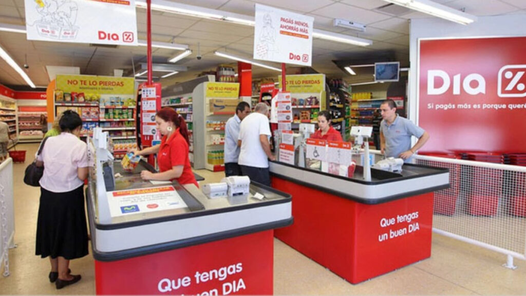 Supermercados Día es una de las grandes cadenas que ofrecerán descuentos con Cuenta DNI en septiembre.