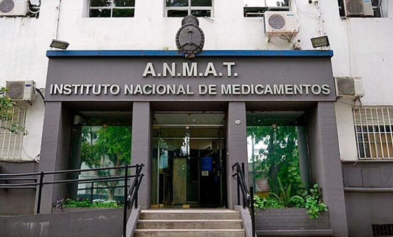 Yedlin: «No hay países donde el control de los medicamentos pueda dejarse a manos de los usuarios o los médicos».