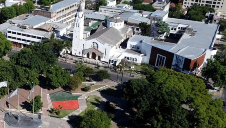 Arranca la obra que cambiará el centro de Ituzaingó: cómo será el estacionamiento subterráneo y la nueva Plaza 20 de Febrero