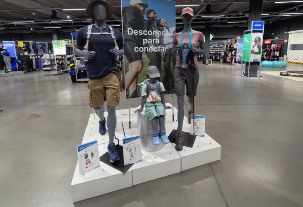 La cadena Decathlon abrirá su primera sede en Argentina en el complejo Al Rio, en Vicente López. Habrá regalos el día de la inauguración.
