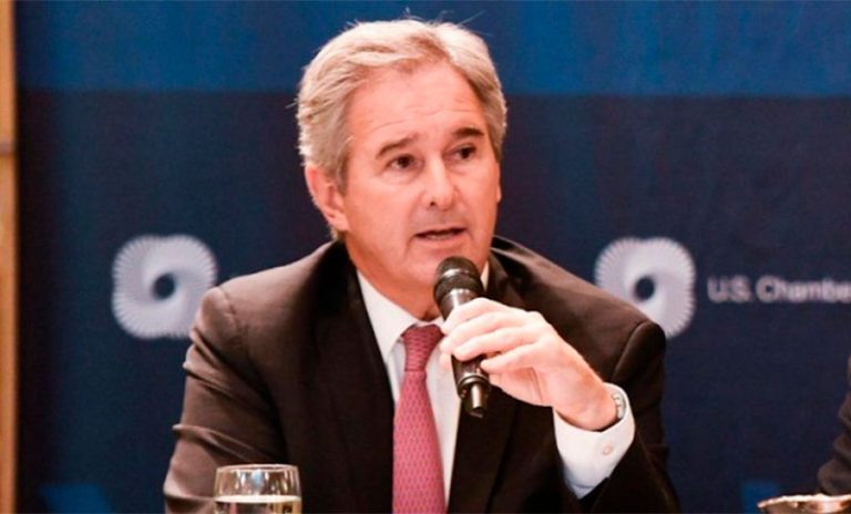 El nuevo canciller Quirno no pudo explicar el endeudamiento con el FMI y el salvataje financiero pese a presumir de superávit