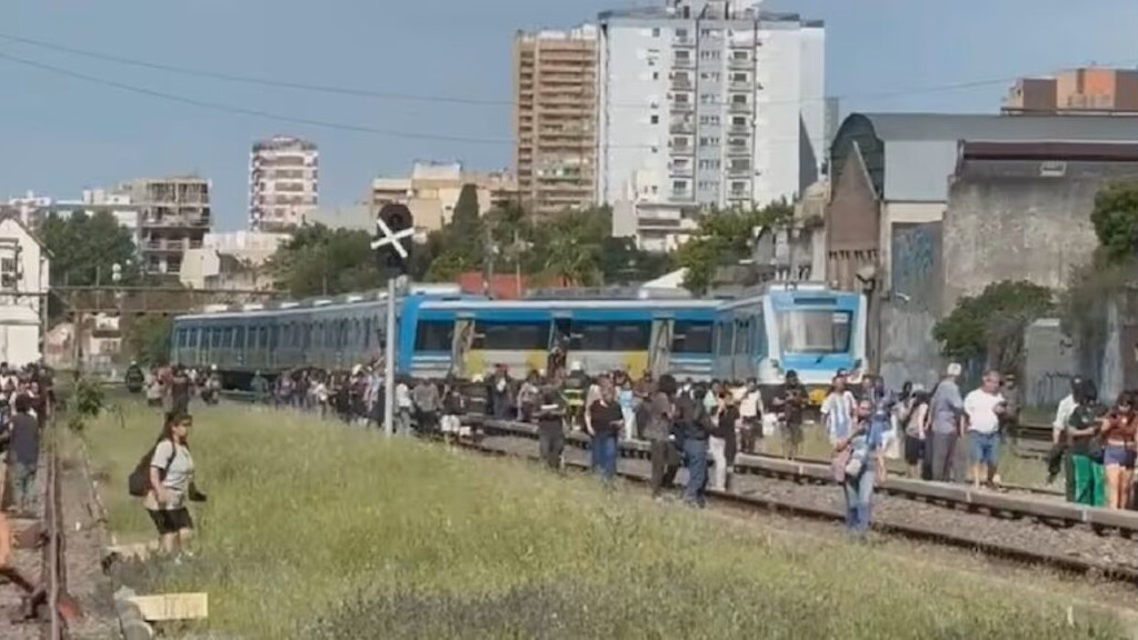 tren sarmiento, descarrilamiento, soterramiento