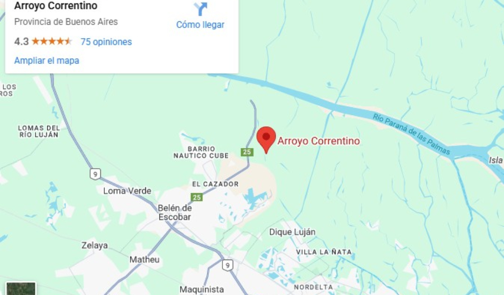 El momento en que Ana Marquis es subida a una camilla luego de ser baleada en el arroyo Correntino, en el Delta de Escobar.