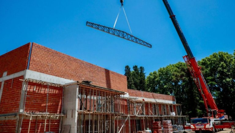 Así avanzan las obras del nuevo edificio de la Universidad de Pilar sobre la Ruta 25: cómo anotarse para 2026