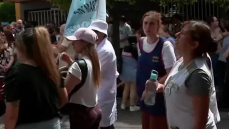 Violencia escolar y paro docente en San Martín: una maestra terminó en el hospital tras una brutal golpiza de una madre