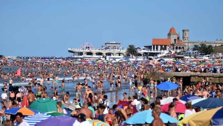 Cuánto cuesta el pasaje de tren de larga distancia de Buenos Aires a Mar del Plata y otros destinos para el verano