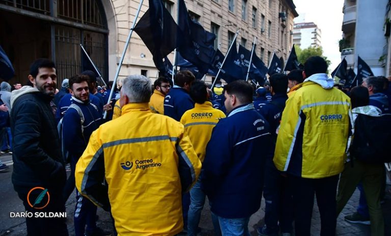 El empleo público volvió a caer y ya se perdieron más de 15.000 puestos de trabajo en 2025