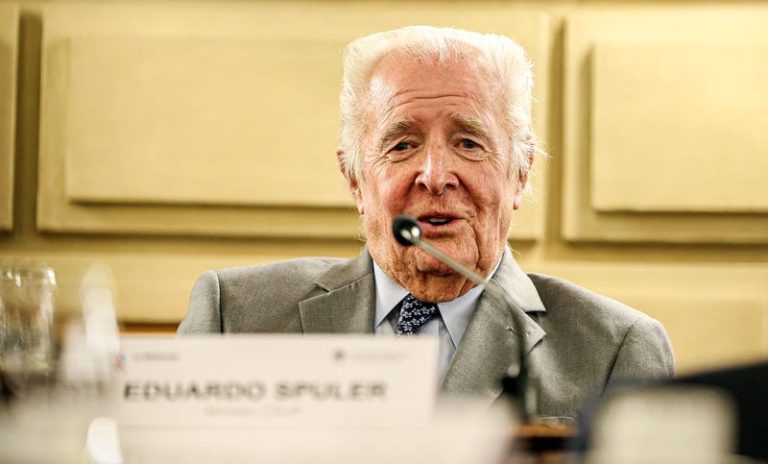 El ministro de la Corte de Santa Fe Eduardo Spuler anunció su retiro para 2026