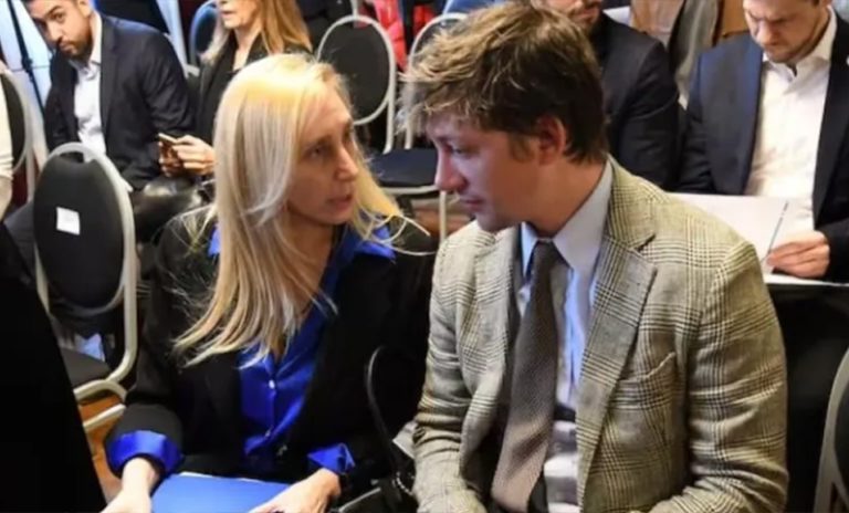 Santiago Caputo seguirá en su rol de asesor y respaldó la designación de Diego Santilli