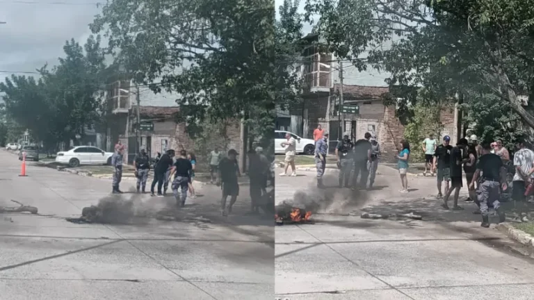 🔴 RESISTENCIA | Cuatro días sin luz: vecinos cortaron la calle y exigieron respuestas