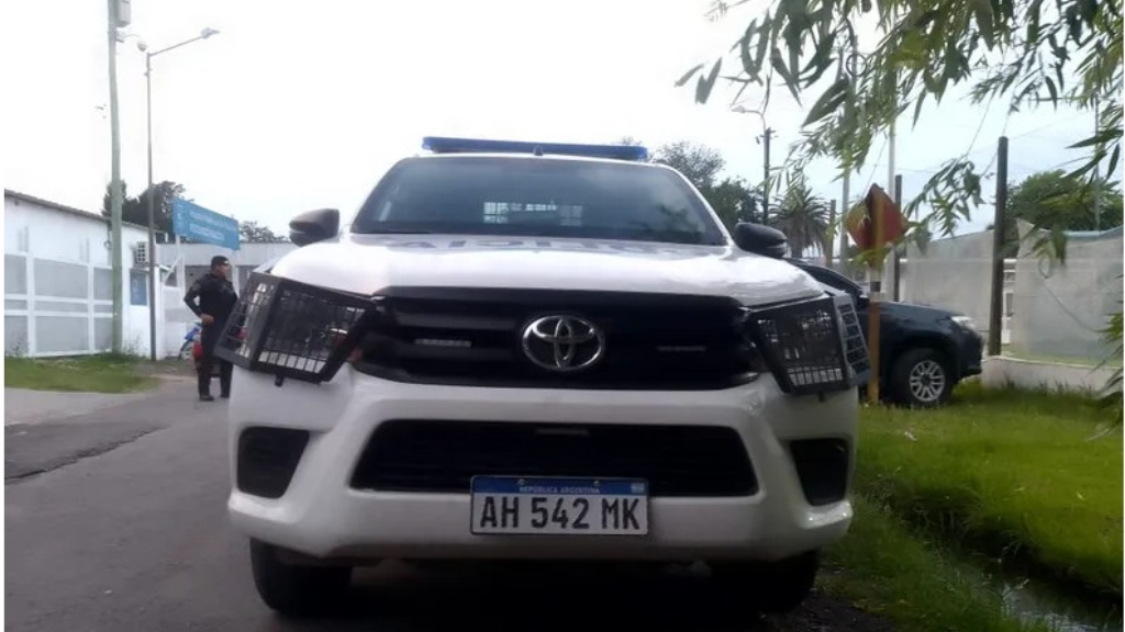 La nena atropellada por un patrullero tiene pronóstico reservado. El accidente ocurrió el domingo alrededor de las 17 en el cruce de las calles Salta y Anasagasti, en Manuel Alberti, partido de Pilar.