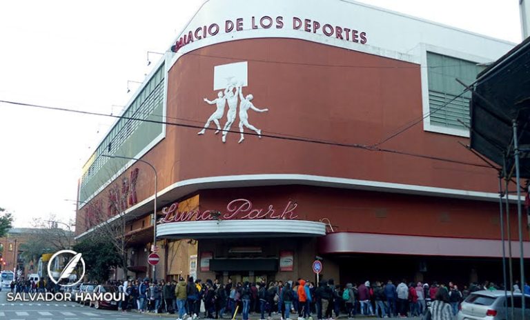 La Justicia de Buenos Aires frenó la demolición del mítico estadio Luna Park