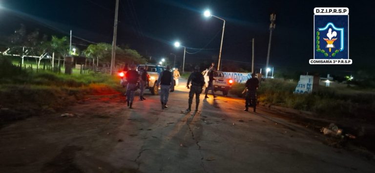 🔴 POLICIALES | Corte de calle y cobro de peaje ilegal en el barrio Hipólito Irigoyen