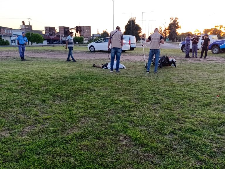 🔴 SÁENZ PEÑA | Motociclista falleció tras un accidente en la rotonda de Ruta 16 y calle 12