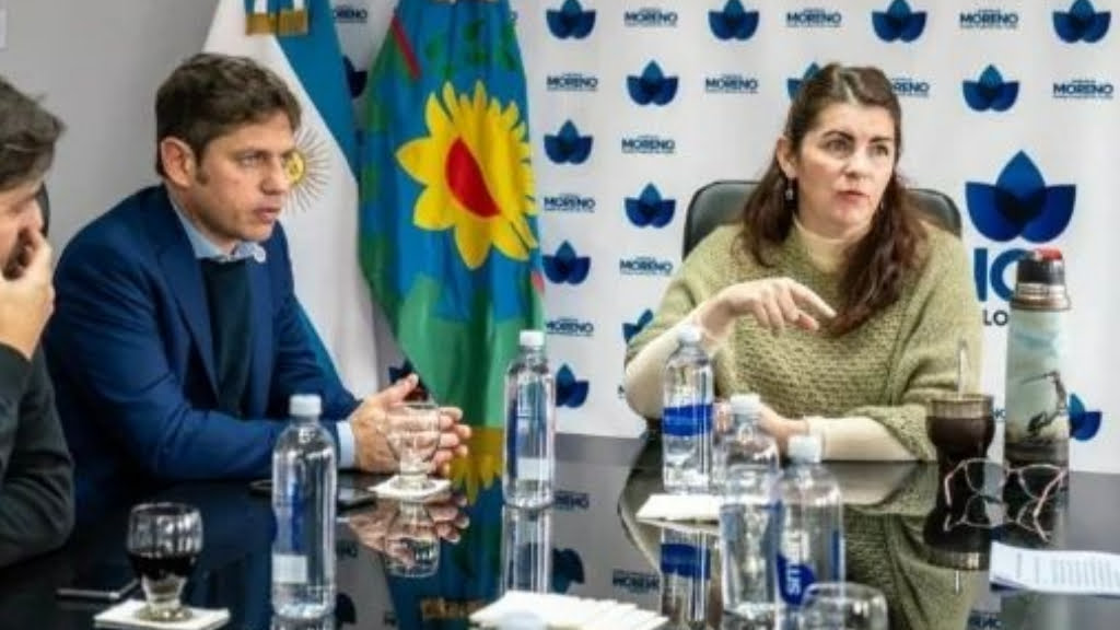 La intendenta de Moreno Mariel Fernández y el gobernador Axel Kicillof