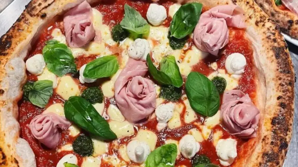 Adrogué, pizzería, podio