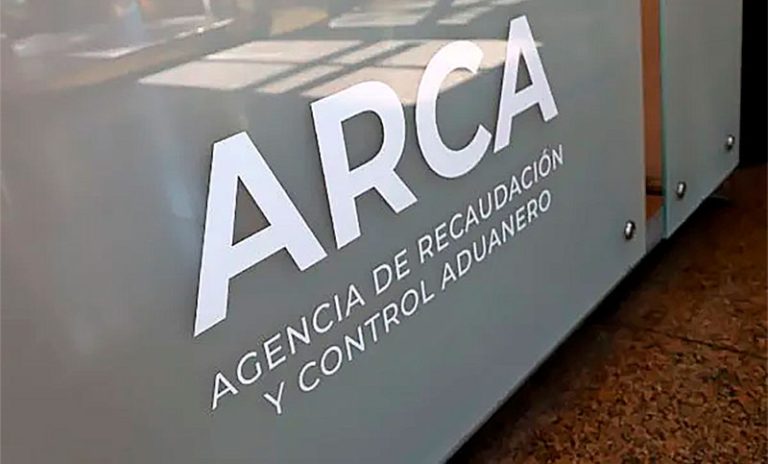 La recaudación tributaria de enero cayó un 7,6% real en un contexto de menor actividad