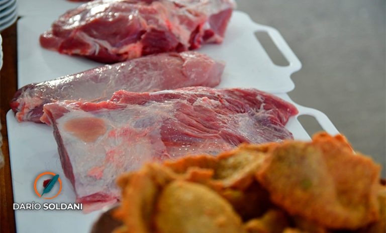 Se desploma el consumo de carne y crecen las deudas con la tarjeta de crédito