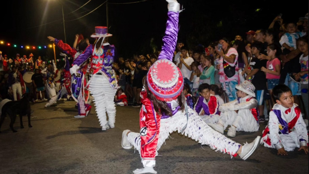 En Almirante Brown la Comuna organizará el Carnaval 2026 con desfiles, comparsas y murgas en distintos barrios del distrito.
