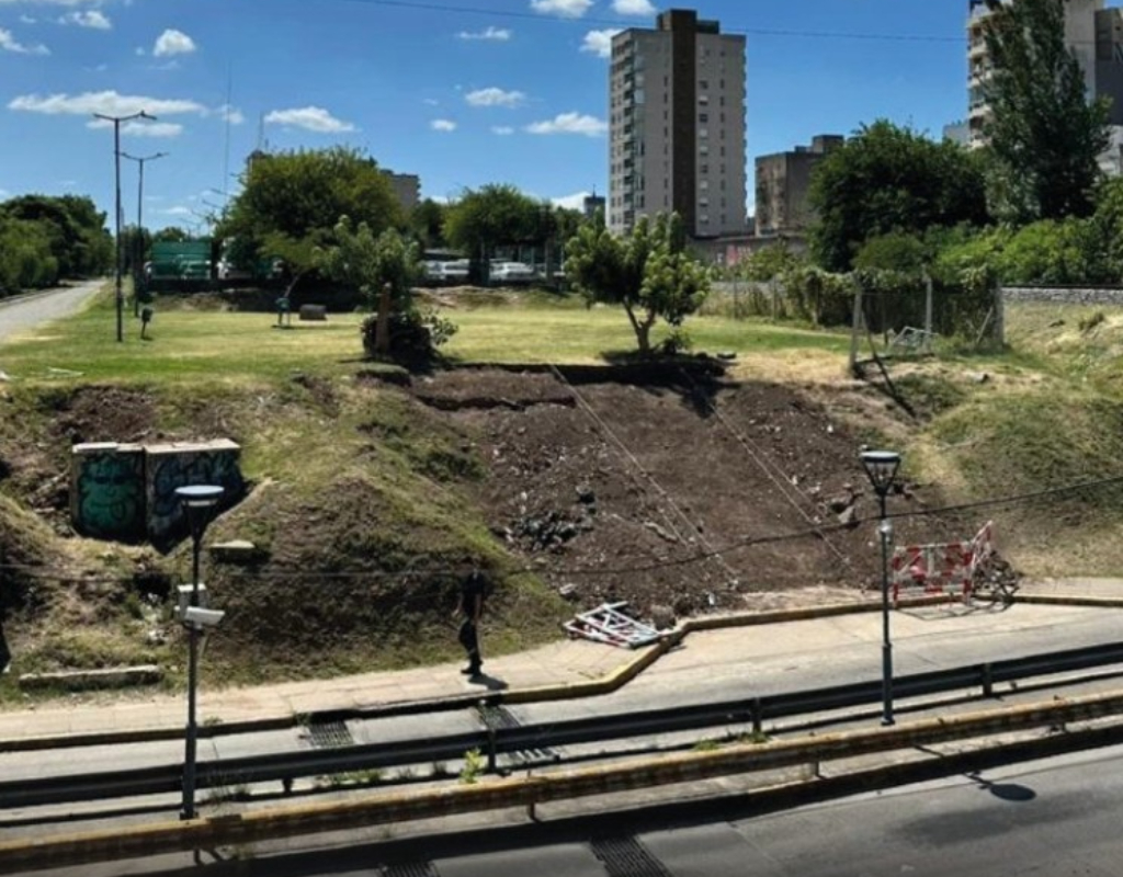 En San Miguel, la nueva plaza canina se ubicará en la calle Sargento Cabral, junto a las vías del tren San Martín.