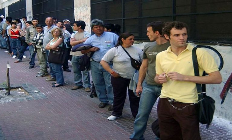 El empleo asalariado formal perdió 86.000 puestos de trabajo en seis meses